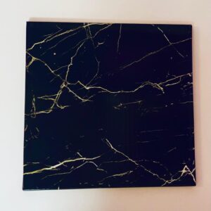 תחתית לעוגה ריבוע שיש לבן גודל34*34