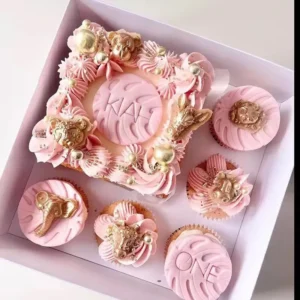 קופסת מיני קייק ו- 5 קפקייקס | לבן